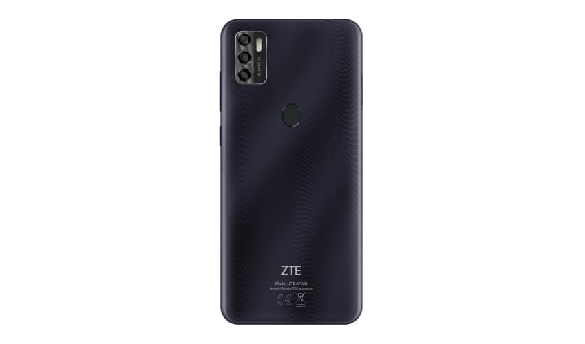 Das ZTE Blade A7s 2020 bietet auf der Geräte-Rückseite ein Dreifach-Kamera-System mit 16MP-, 8MP- und 2MP-Linse.