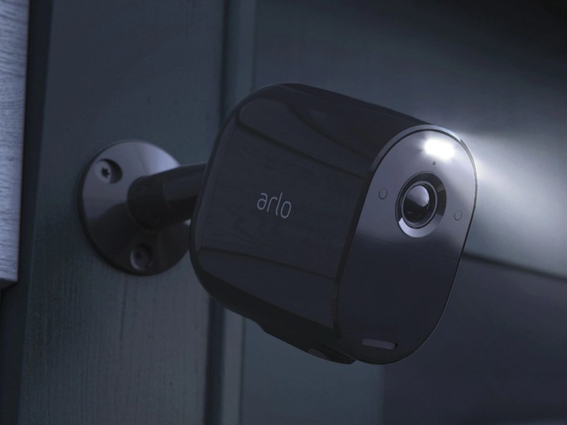 Arlo Essential Spotlight