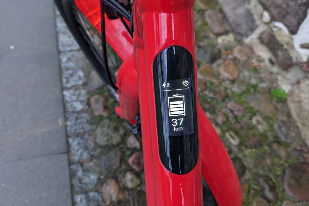 Nahaufnahme eine Displays vom E-Bike