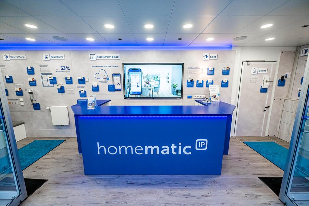 Die Theke im Homematic IP Roadshow-Truck.