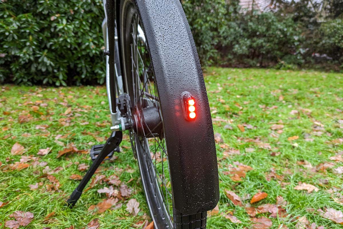 Nahaufnahme Rücklicht bei einem E-Bike