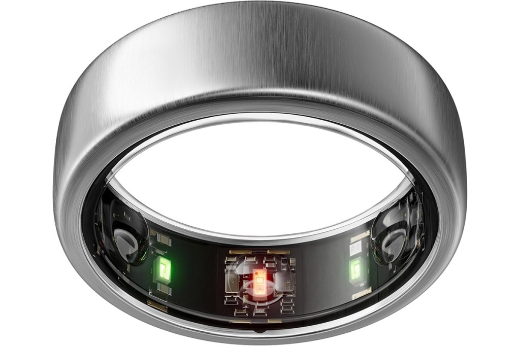 Oura Ring in Brushed Titanium