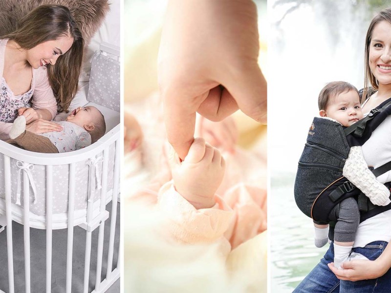Dreigeteiltes Bild; links Baby im Bett liegend, Mutter beugt sich darüber, Mitte; Nahaufnahme Babyhand greift Erwachsenenfinger, rechts Baby in einer Babytrage am Bauch der Mutter