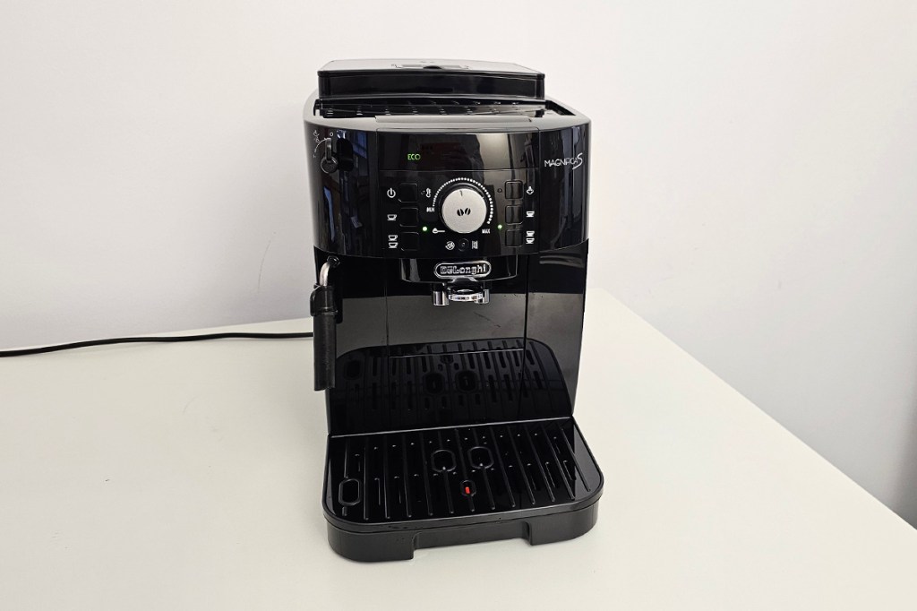 Kaffeevollautomat von De'Longhi