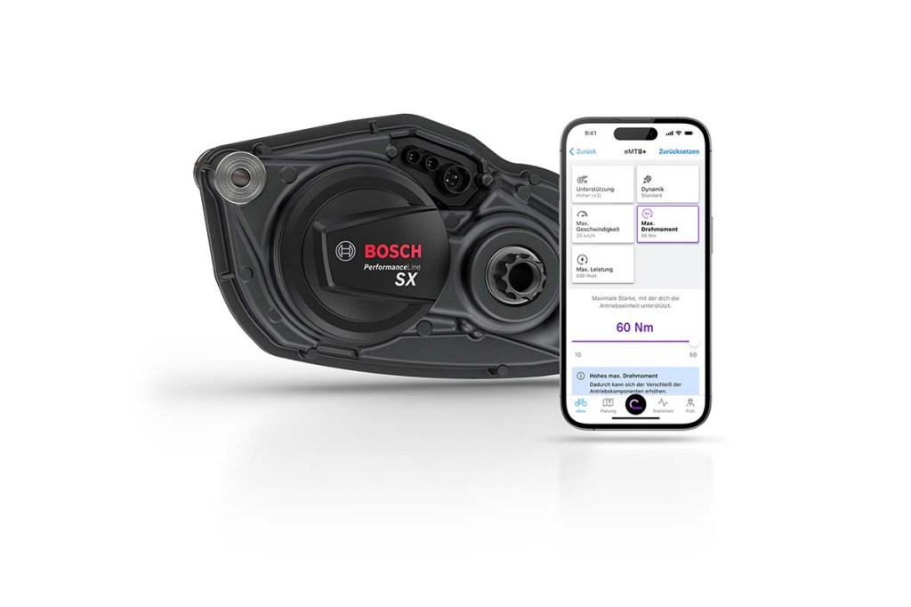 Bosch Motor und Smartphone mit Bosch App nebeneinander auf weißem Grund