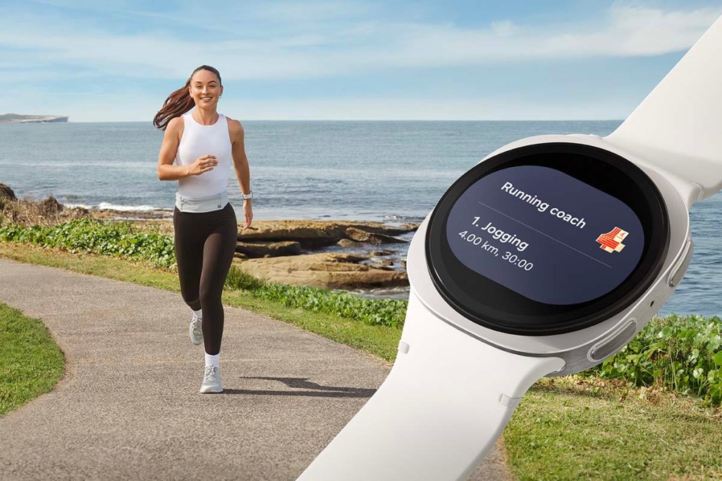 Galaxy Watch 8 im Vordergrund, dahinter eine Läuferin